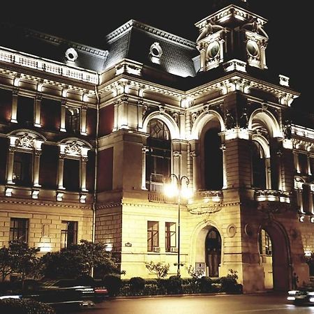 Gulluoglu Royal Suite Luxury Apartment Bakoe Buitenkant foto