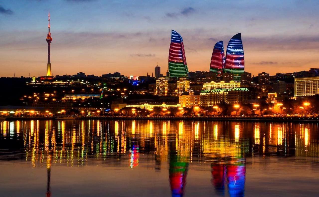 Gulluoglu Royal Suite Luxury Apartment Bakoe Buitenkant foto