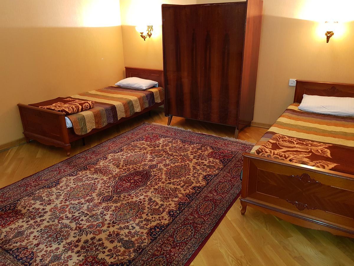 Gulluoglu Royal Suite Luxury Apartment Bakoe Buitenkant foto