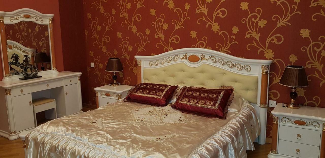 Gulluoglu Royal Suite Luxury Apartment Bakoe Buitenkant foto