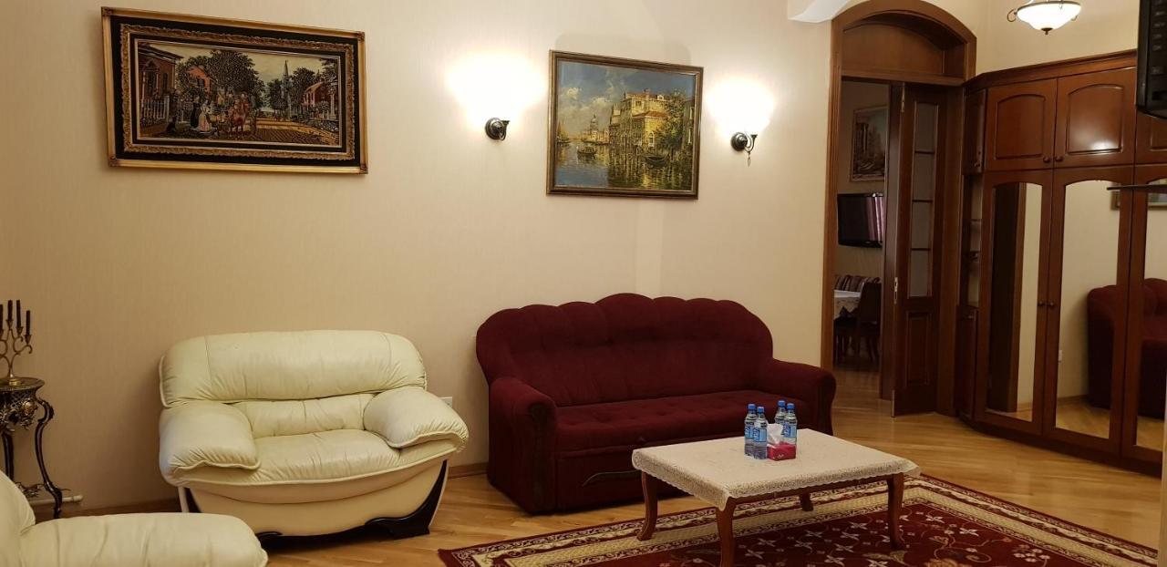 Gulluoglu Royal Suite Luxury Apartment Bakoe Buitenkant foto