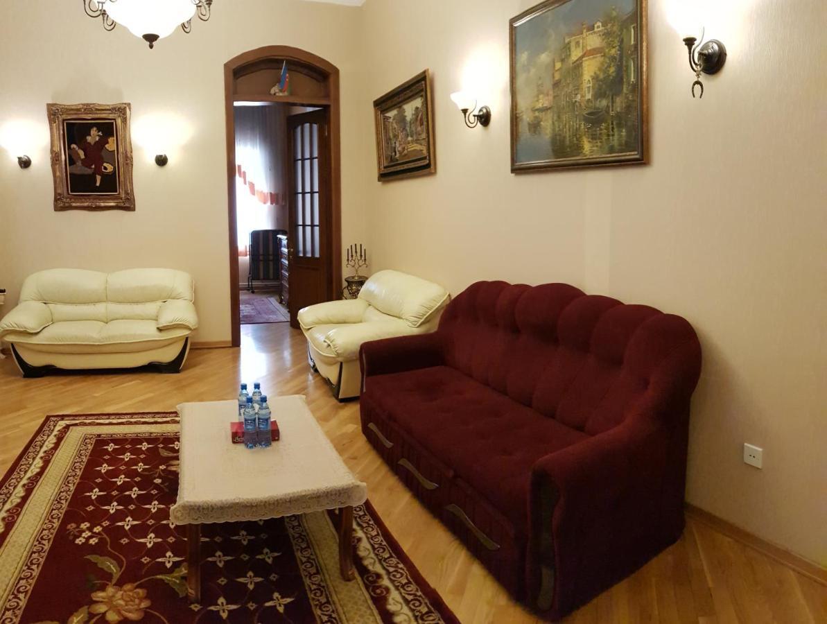 Gulluoglu Royal Suite Luxury Apartment Bakoe Buitenkant foto