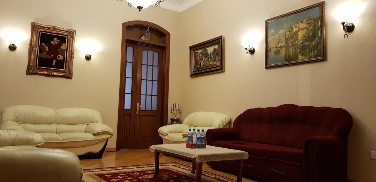 Gulluoglu Royal Suite Luxury Apartment Bakoe Buitenkant foto